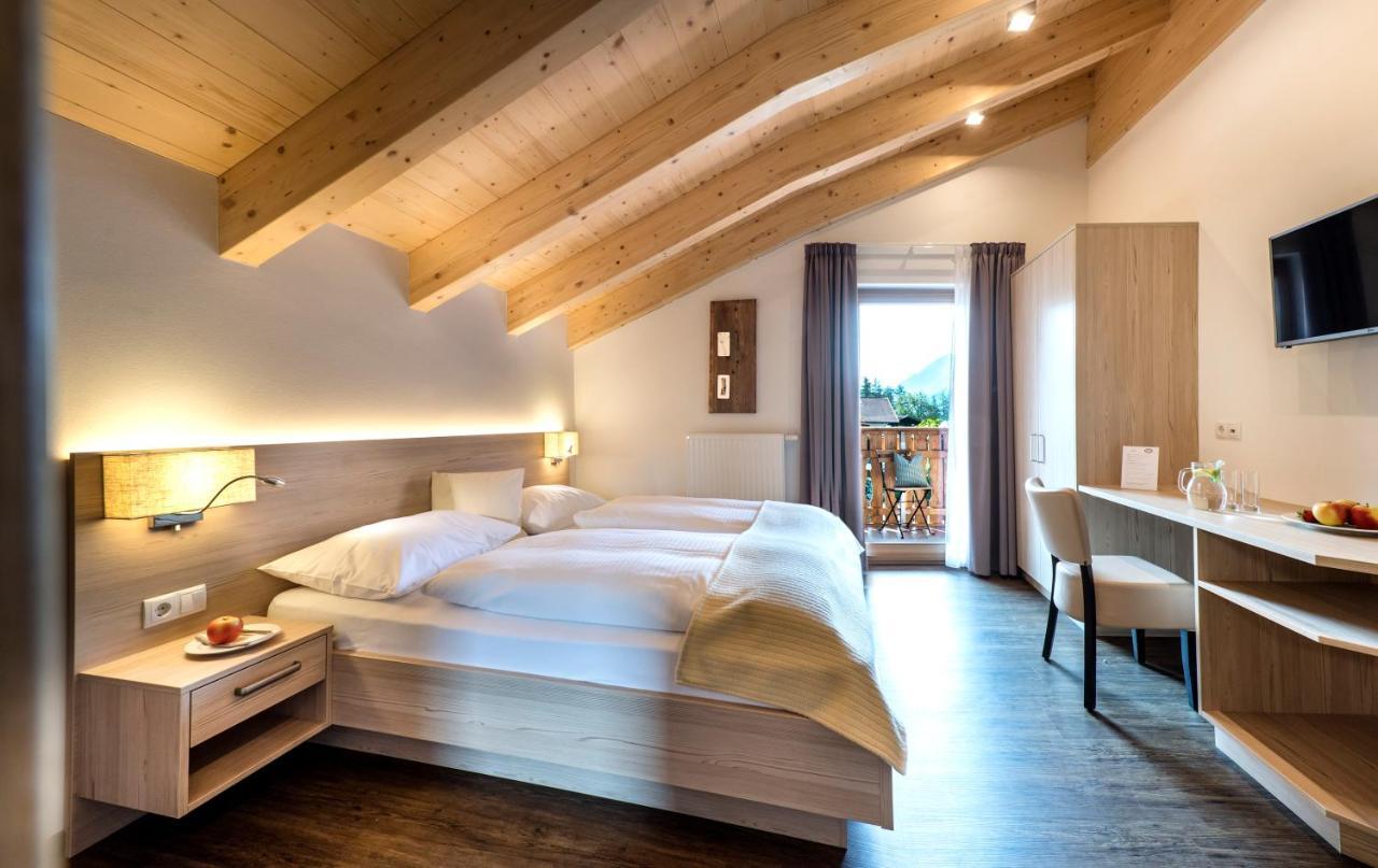 Hotel Gasthaus Post Campo di Trens Exterior photo